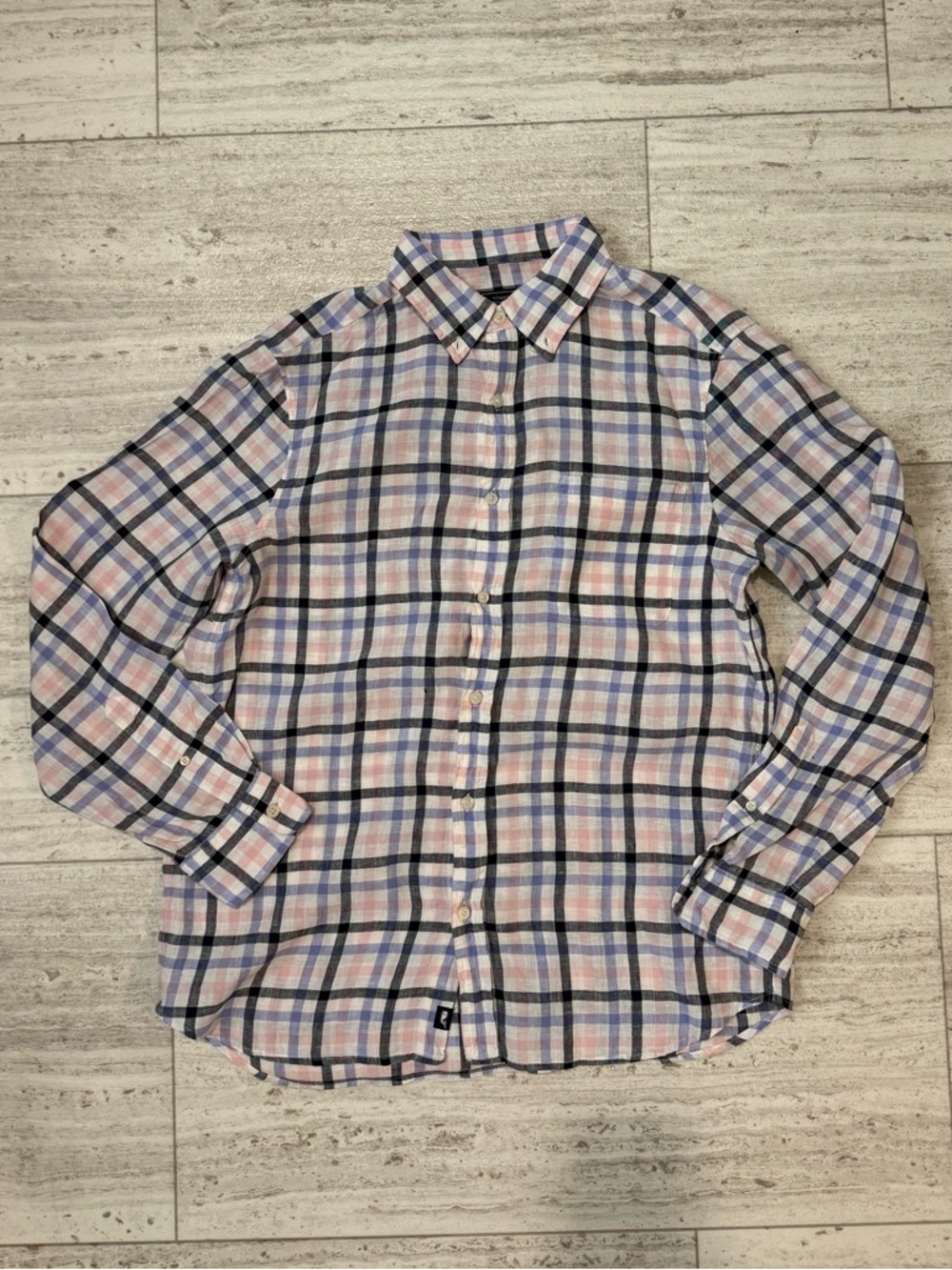 Vineyard Vines Plaid Button Down Shirt M Pink Blue Lightweight Classic Preppy